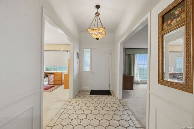 6200 SHADY BRK, Windcrest, TX 78239