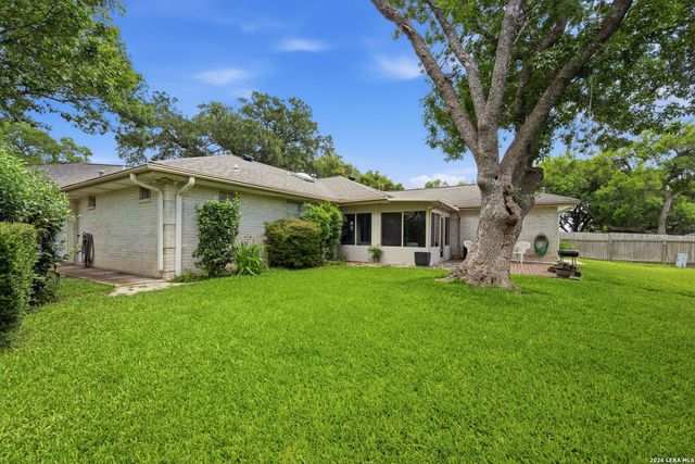 6200 SHADY BRK, Windcrest, TX 78239