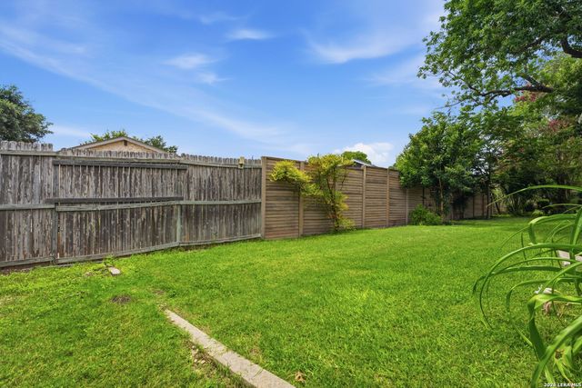 6200 SHADY BRK, Windcrest, TX 78239