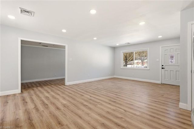 5141 Butterfield Drive, Winston-salem, NC 27105