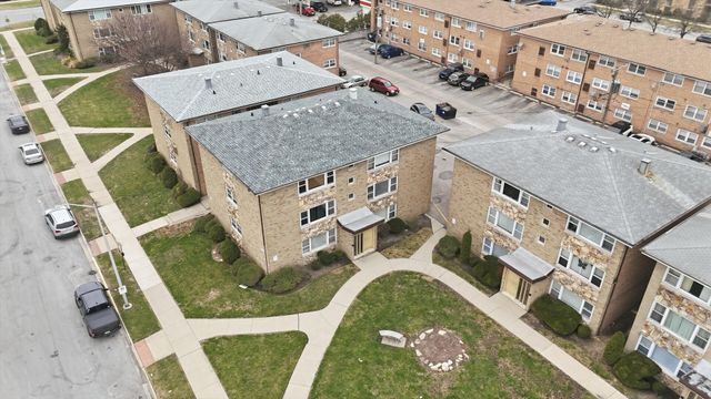 3172 W Meadow Lane Drive 26, Merrionette Park, IL 60803