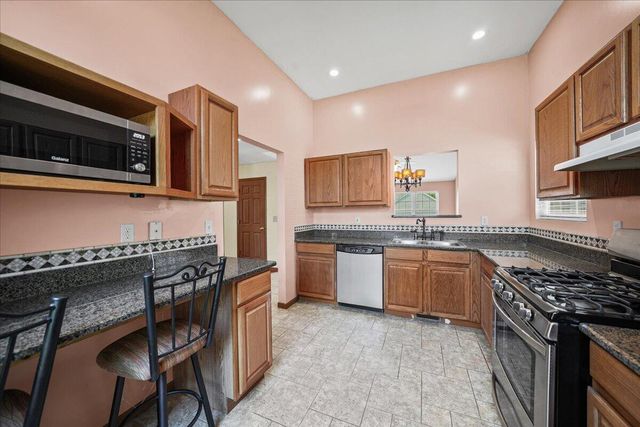 641 Olive Hill Drive, Valparaiso, IN 46383