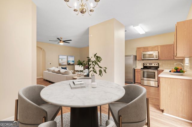 1102 Pleasant Oaks Court, Lawrenceville, GA 30044