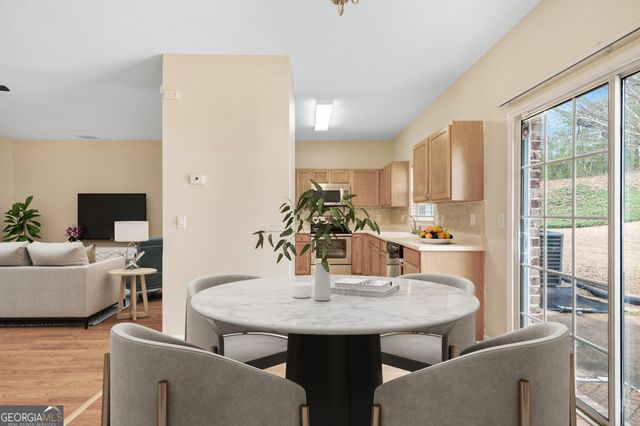 1102 Pleasant Oaks Court, Lawrenceville, GA 30044