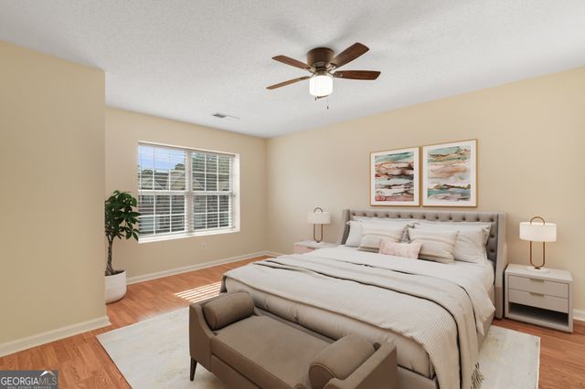 1102 Pleasant Oaks Court, Lawrenceville, GA 30044