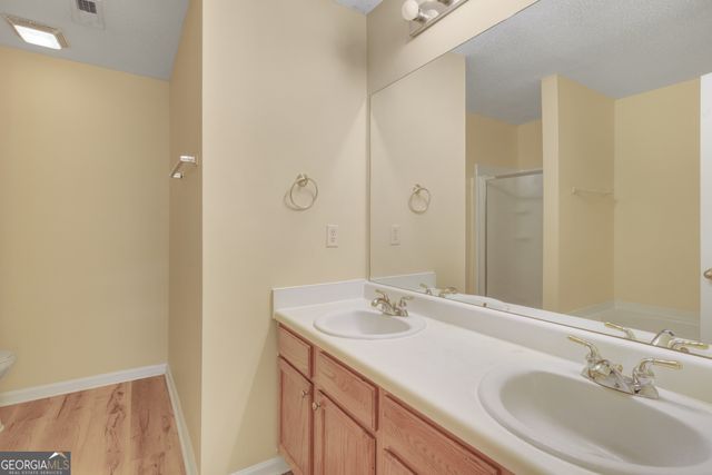 1102 Pleasant Oaks Court, Lawrenceville, GA 30044