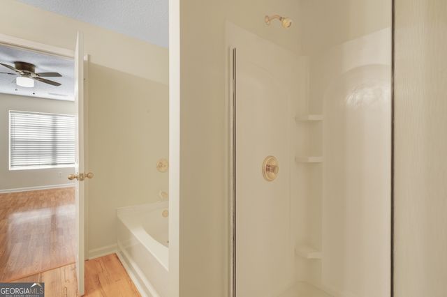 1102 Pleasant Oaks Court, Lawrenceville, GA 30044