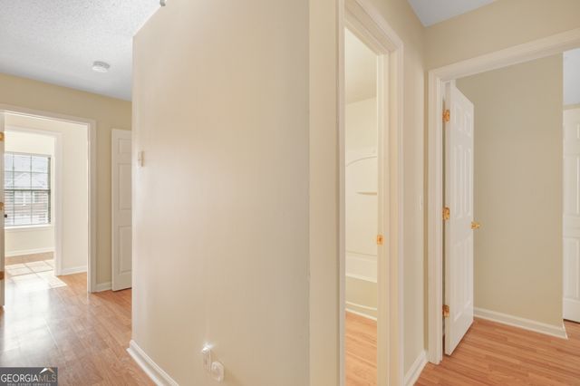 1102 Pleasant Oaks Court, Lawrenceville, GA 30044