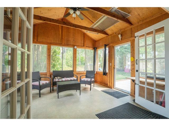 2027 Northwood Drive, North Saint Paul, MN 55109