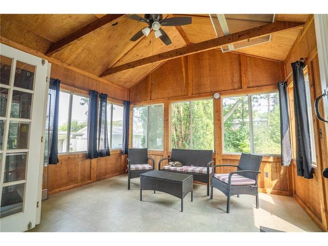 2027 Northwood Drive, North Saint Paul, MN 55109