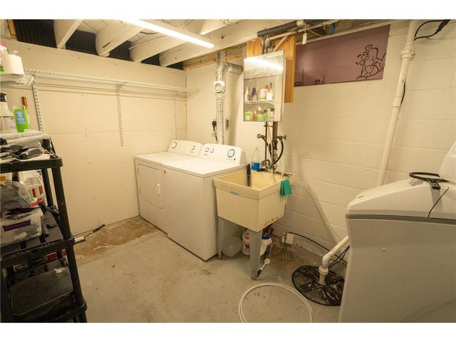 2027 Northwood Drive, North Saint Paul, MN 55109