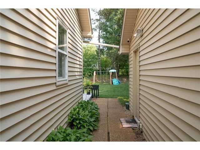 2027 Northwood Drive, North Saint Paul, MN 55109
