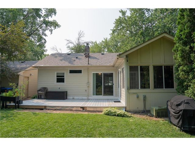 2027 Northwood Drive, North Saint Paul, MN 55109