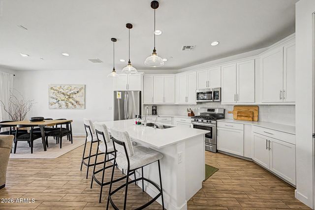 9837 E TIBURON Avenue, Mesa, AZ 85212