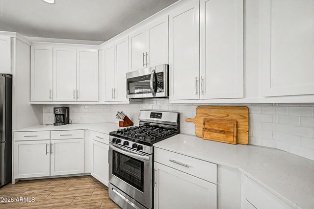 9837 E TIBURON Avenue, Mesa, AZ 85212