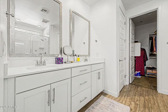 9837 E TIBURON Avenue, Mesa, AZ 85212