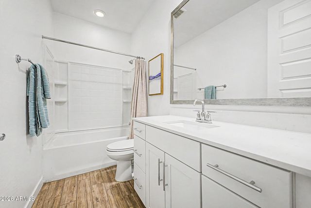 9837 E TIBURON Avenue, Mesa, AZ 85212
