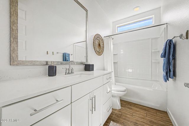 9837 E TIBURON Avenue, Mesa, AZ 85212