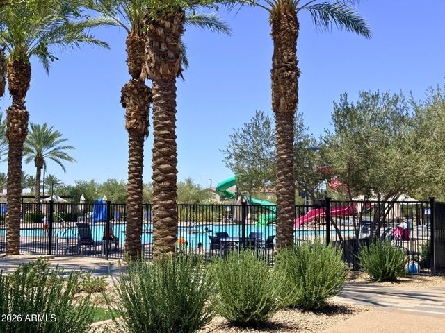 9837 E TIBURON Avenue, Mesa, AZ 85212