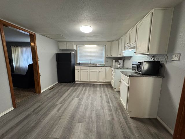 23211 Farm Road 2050, Aurora, MO 65605