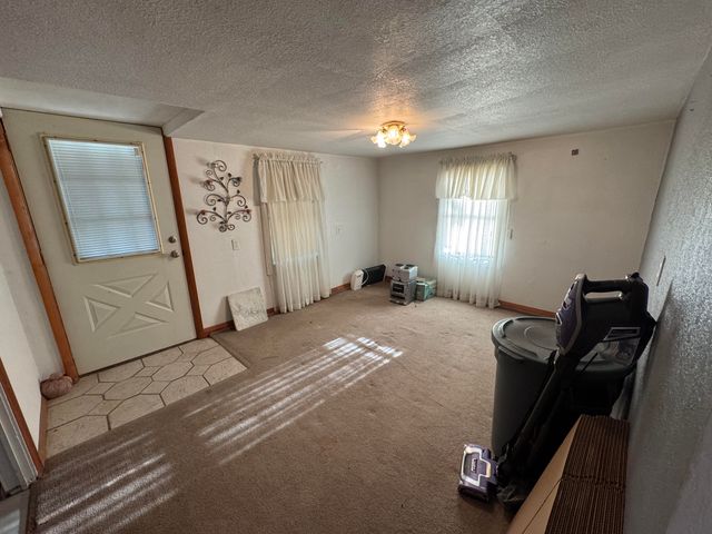 23211 Farm Road 2050, Aurora, MO 65605