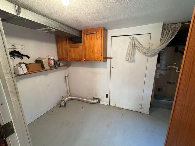 23211 Farm Road 2050, Aurora, MO 65605