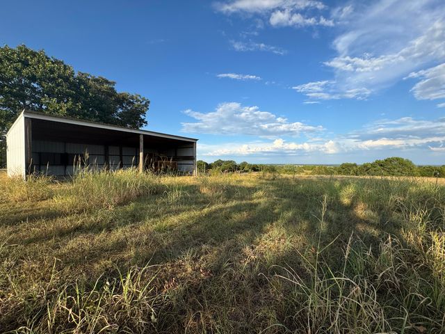 23211 Farm Road 2050, Aurora, MO 65605