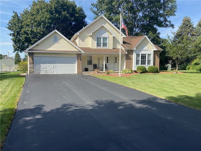 5 Ashwood Circle, Chili, NY 14624