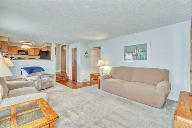 5 Ashwood Circle, Chili, NY 14624