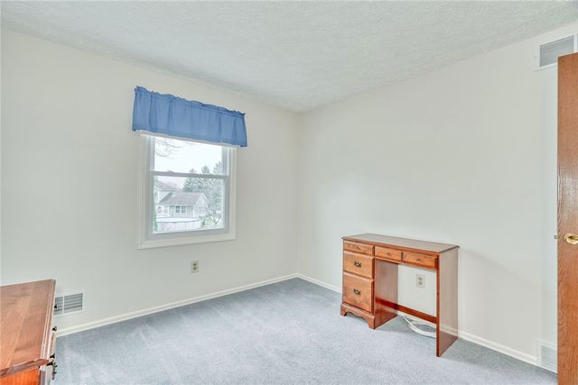 5 Ashwood Circle, Chili, NY 14624