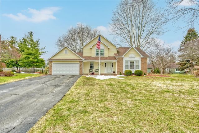 5 Ashwood Circle, Chili, NY 14624