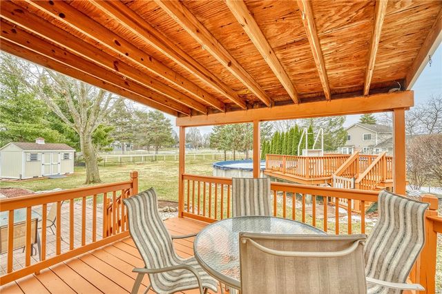 5 Ashwood Circle, Chili, NY 14624