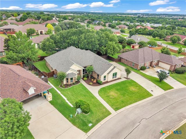 8006 Ridgeway Court, Nolanville, TX 76559