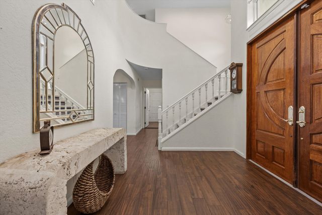 92 SQUIRE Drive, Wellington, FL 33414