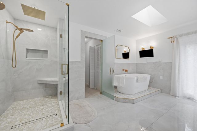 92 SQUIRE Drive, Wellington, FL 33414