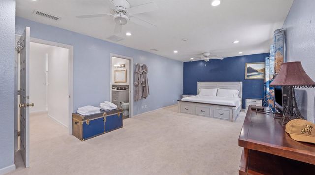 92 SQUIRE Drive, Wellington, FL 33414