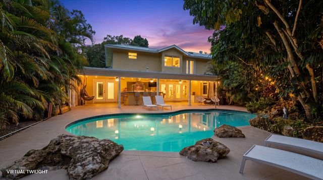 92 SQUIRE Drive, Wellington, FL 33414