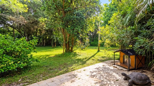 92 SQUIRE Drive, Wellington, FL 33414