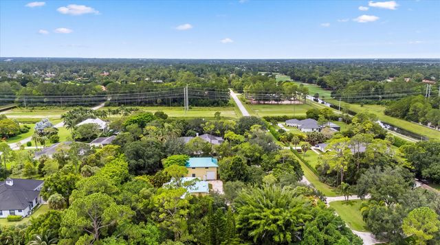 92 SQUIRE Drive, Wellington, FL 33414