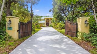 92 SQUIRE Drive, Wellington, FL 33414