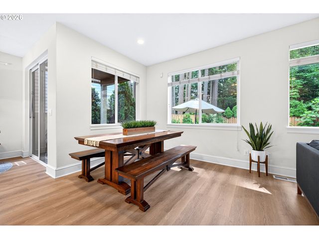 11058 Sw ONEIDA St, Tualatin, OR 97062