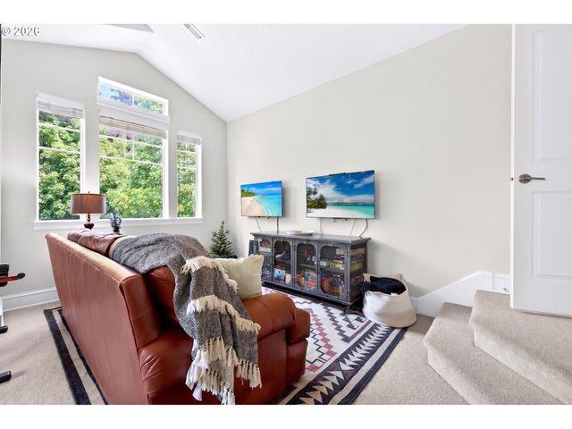 11058 Sw ONEIDA St, Tualatin, OR 97062