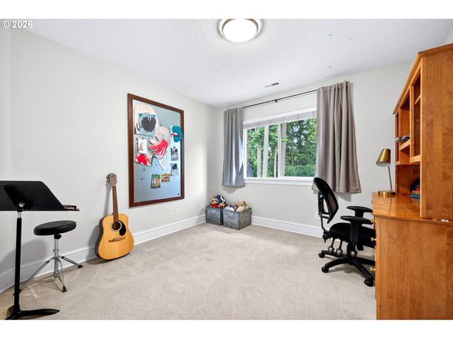 11058 Sw ONEIDA St, Tualatin, OR 97062