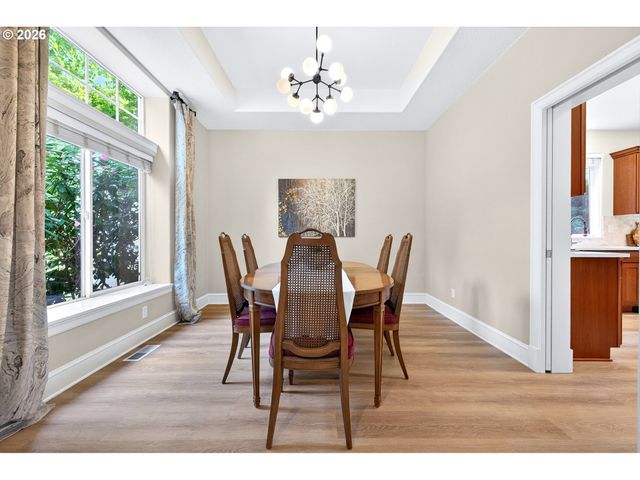 11058 Sw ONEIDA St, Tualatin, OR 97062