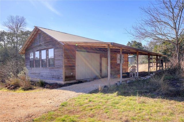 500 Owl Hollow RD, San Marcos, TX 78666