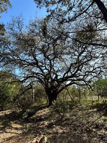 500 Owl Hollow RD, San Marcos, TX 78666
