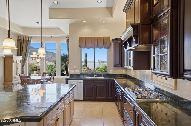 37170 N GRANITE CREEK Lane, Carefree, AZ 85377