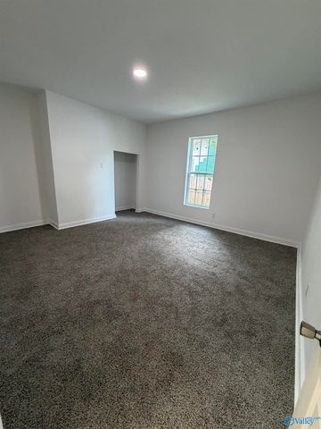 1205 S 11th Street, Gadsden, AL 35901