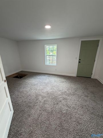 1205 S 11th Street, Gadsden, AL 35901