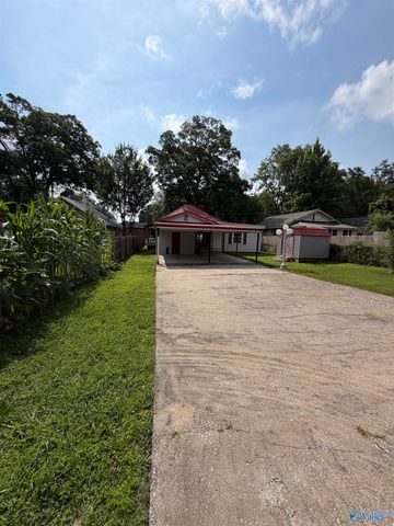 1205 S 11th Street, Gadsden, AL 35901